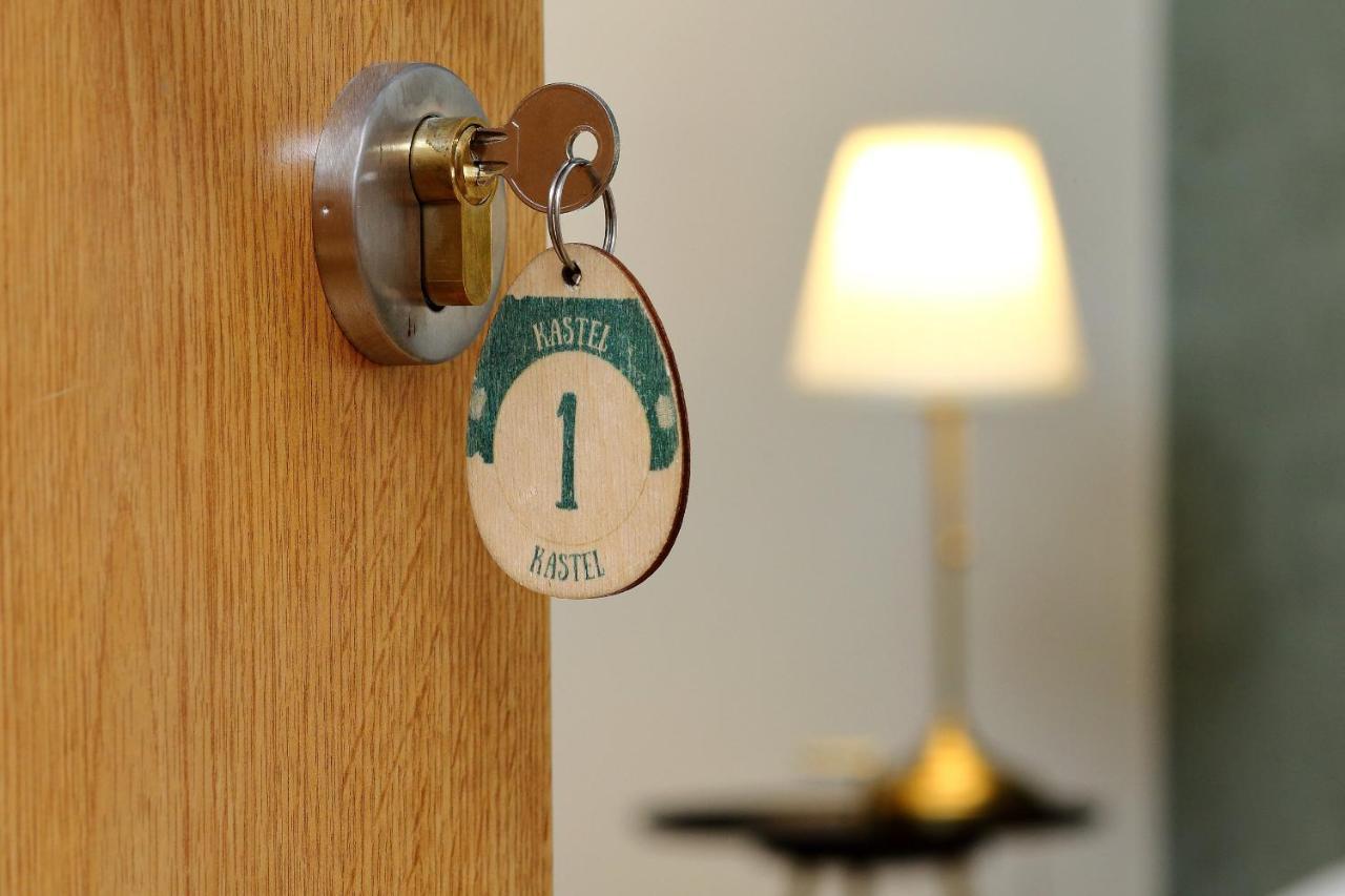 Hotel Zamek Netschetin Zewnętrze zdjęcie